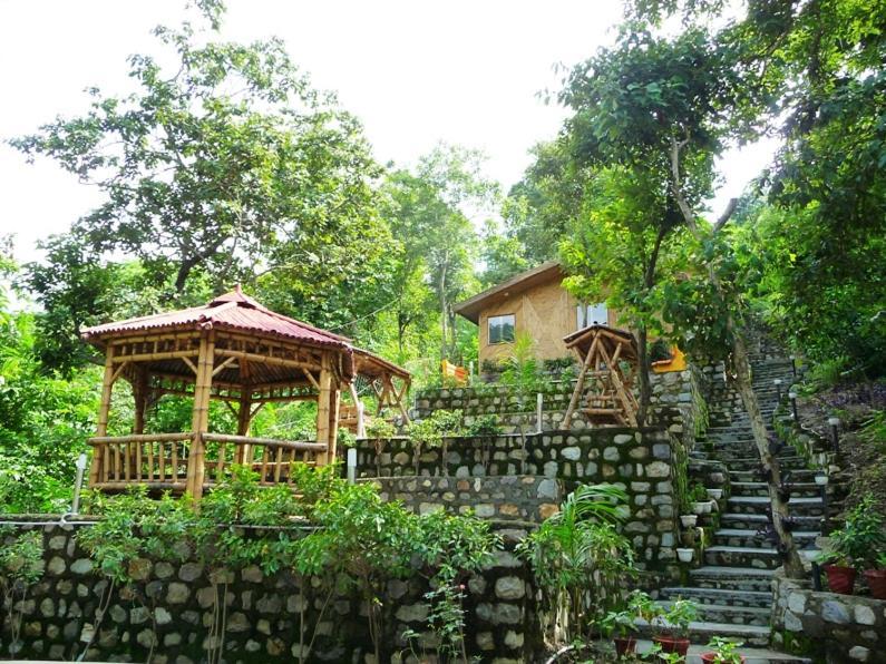 Отель Veda5 Ayurveda & Yoga Retreat Ришикеш Экстерьер фото